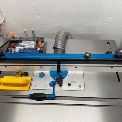 DeWalt Electronic Router- with all shown accessories