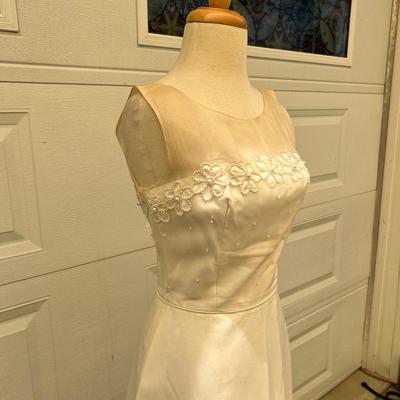 Lot of 4 Vintage Dresses
