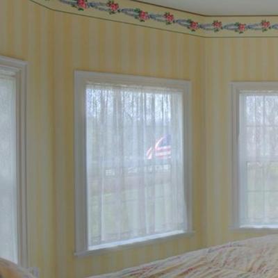 Lot of 8 Lace Curtains of Various Lengths