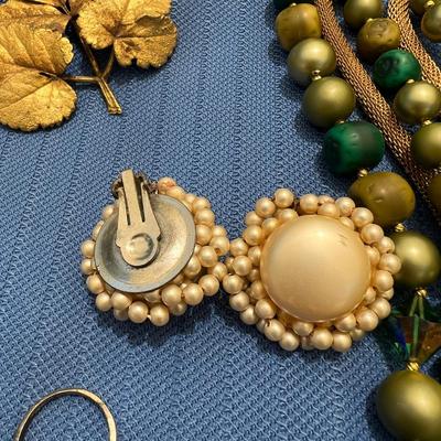 Vintage Costume Jewelry Lot