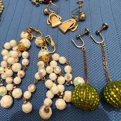 Vintage Costume Jewelry Lot