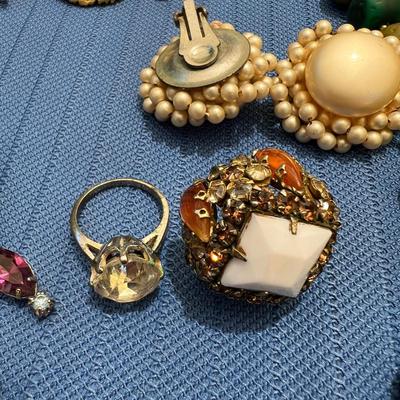 Vintage Costume Jewelry Lot
