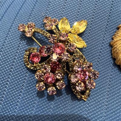 Vintage Costume Jewelry Lot