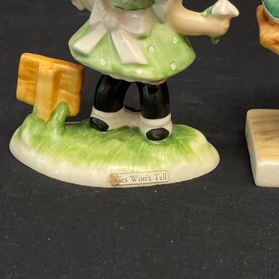 Charlot Byj: 21 “Red Heads” Figurines by Goebel (DR-SS)
