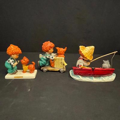 Charlot Byj: 21 “Red Heads” Figurines by Goebel (DR-SS)