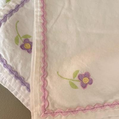 Nice Variety of Table Linens: Napkins, Placemats, & Napkin Holders (DR-SS)