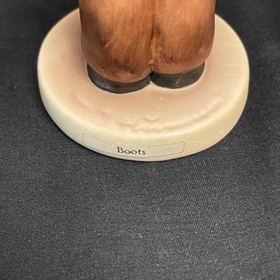 Little Employees: 11 Hummel Figures (DR-SS)
