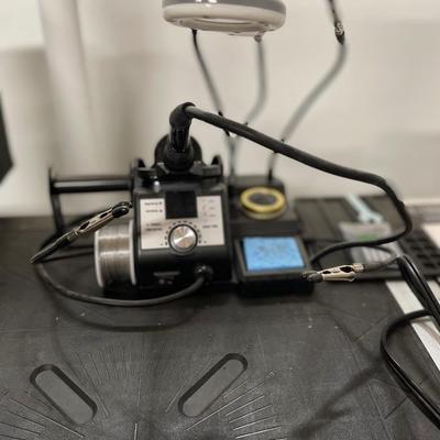 X-Tronic USA Soldering Station