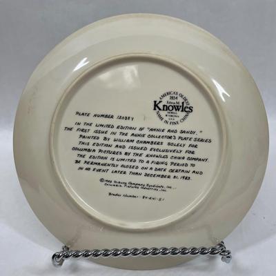 "Annie & Sandy" Collector Plate by Knowles - Collector Plate Series 3 limited edition