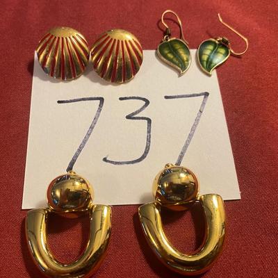 Vintage Pierced Earrings