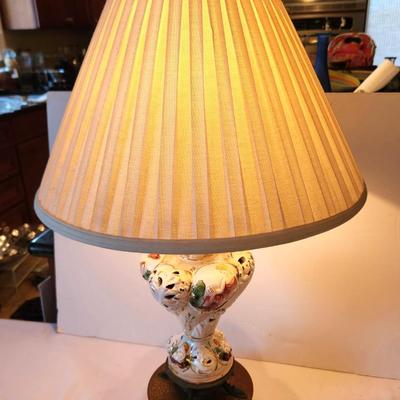 Lot #51 Vintage Capodimonte Table Lamp