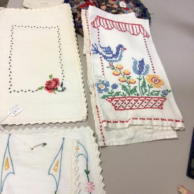 Vintage Linen Lot 1