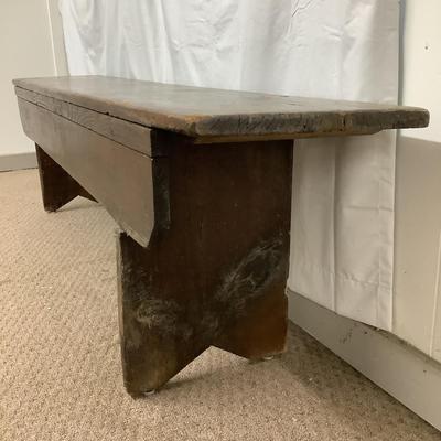 1143 Antique Pine Bench