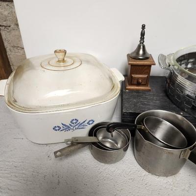 Baking lot, big Corelle blue cornflower