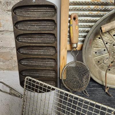 Antique kitchen lot