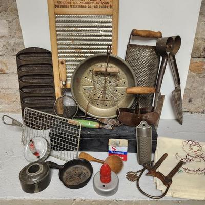 Antique kitchen lot