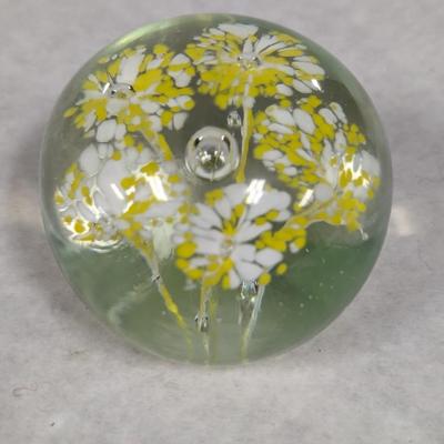 Yellow & White Flower Paperweight