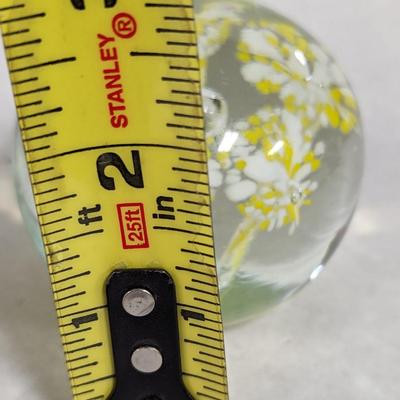 Yellow & White Flower Paperweight