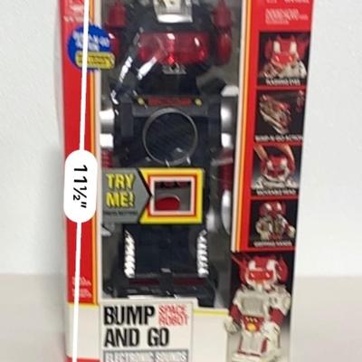 Bump & Go Space Robot, MIB
