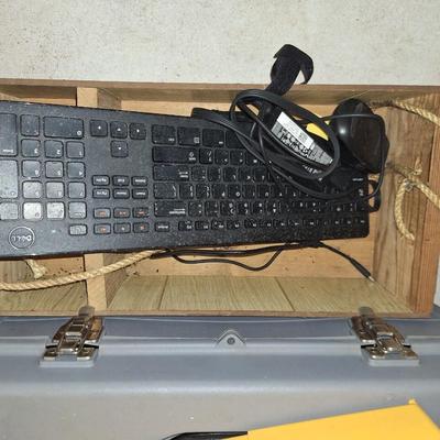 dell monitor, key board, mouse