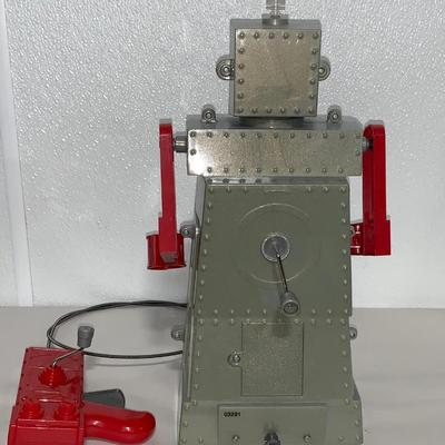 2004 Robert the Robot by Ideal