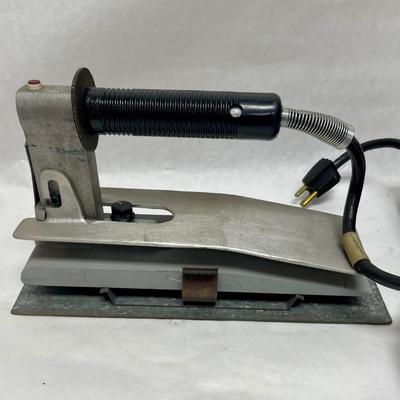 Carpet Seaming Iron