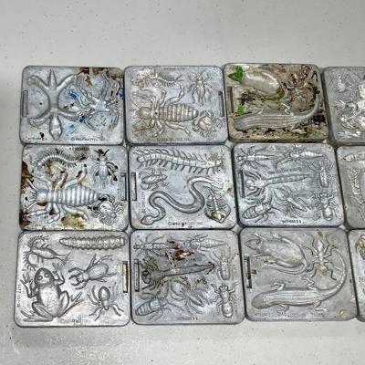 Lot of 18 Original 1964 Mattel Thingmaker Molds
