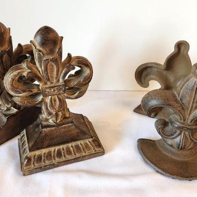 Lot #63 2 Pair Fleur di Lis Bookends
