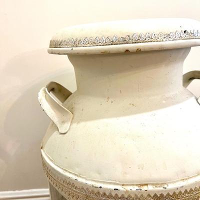 Vintage DAIRYMEN’S LEAGUE Milk Can