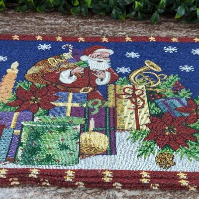 Set of 4 Vintage Santa Placemats Christmas Cloth Poinsettia