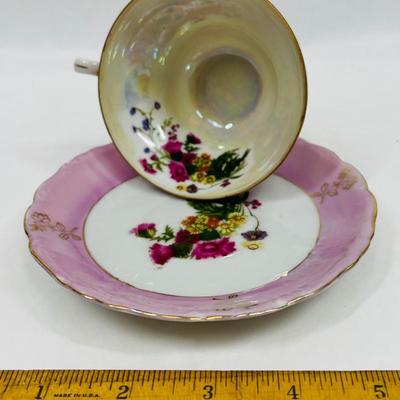 Iridescent Tea Cup & Saucer Floral Pattern with pink border