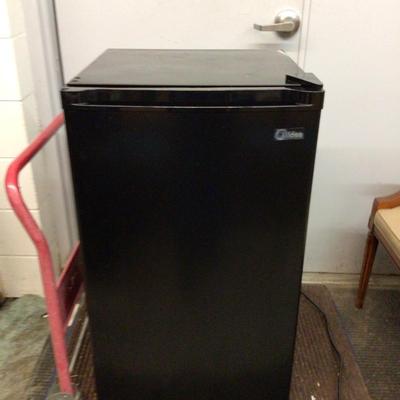 Midea Mini Refridgerator