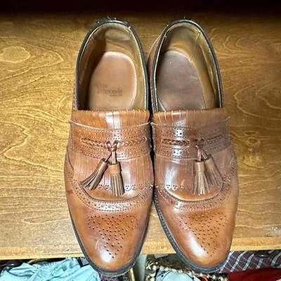 Men’s Shoes Size 9 1/2