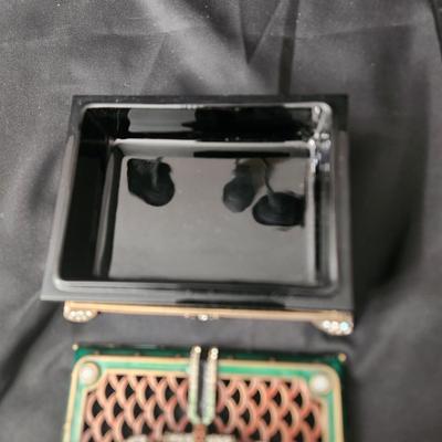 Jay Strongwater Trinket Box 4" x5"