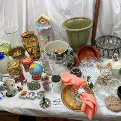 large collectibles lot, Vases, Shell Bunny