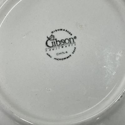 West Bend bean pot, collectible coffee cups