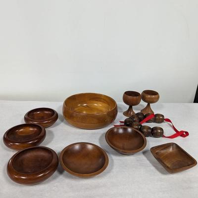 Vintage Wooden Bowls Cups & Plates