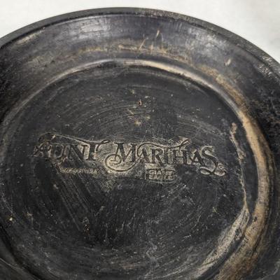 Aunt Martha's Pie Pan & Grater