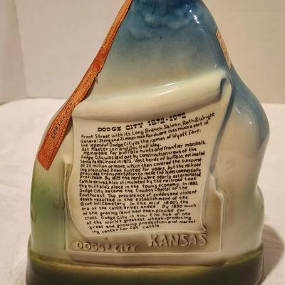 1971 Ezra Brooks Kansas WSU Wheat Shocker Whiskey Decanter