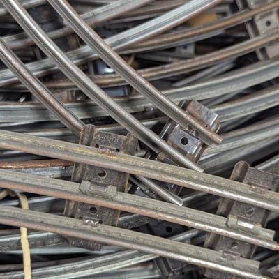 Lionel Train Tracks