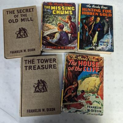 1920's The Hardy Boys Series F.W. Dixon