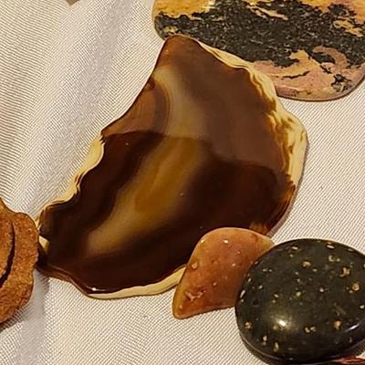 Lot of Mixed Assortment Rock Mineral Cut Slabs Moss Agate JasperCherokee Rose Rocks