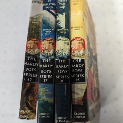 1950's & 1960's The Hardy Boys Series F. W. Dixon