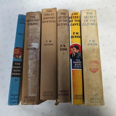 1920's 1930's 1970's The Hardy Boys Series F. W. Dixon