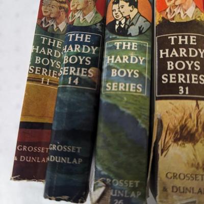 1930's 1940's 1950's The Hardy Boys Series F. W. Dixon
