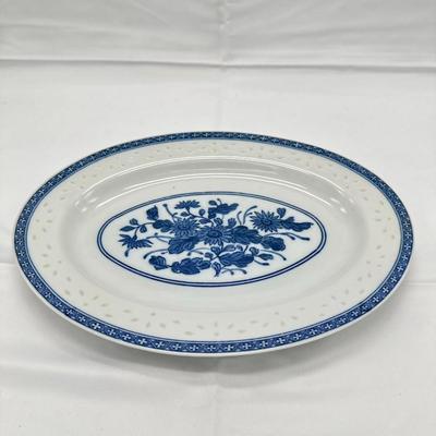 Large Chine Blue And White Plate