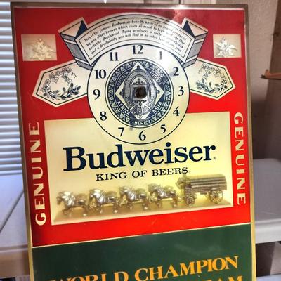 Lot #90 Vintage Advertising Clock - Budweiser Beer