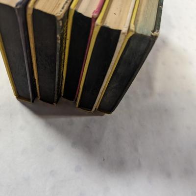 1950's 1960's 1070's A Nancy Drew Mystery Story Carolyn Keene