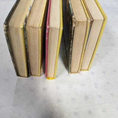1950's 1960's 1070's A Nancy Drew Mystery Story Carolyn Keene