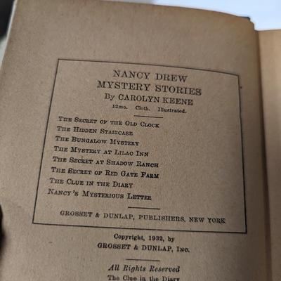 1930's 1940's A Nancy Drew Mystery Story Carolyn Keene